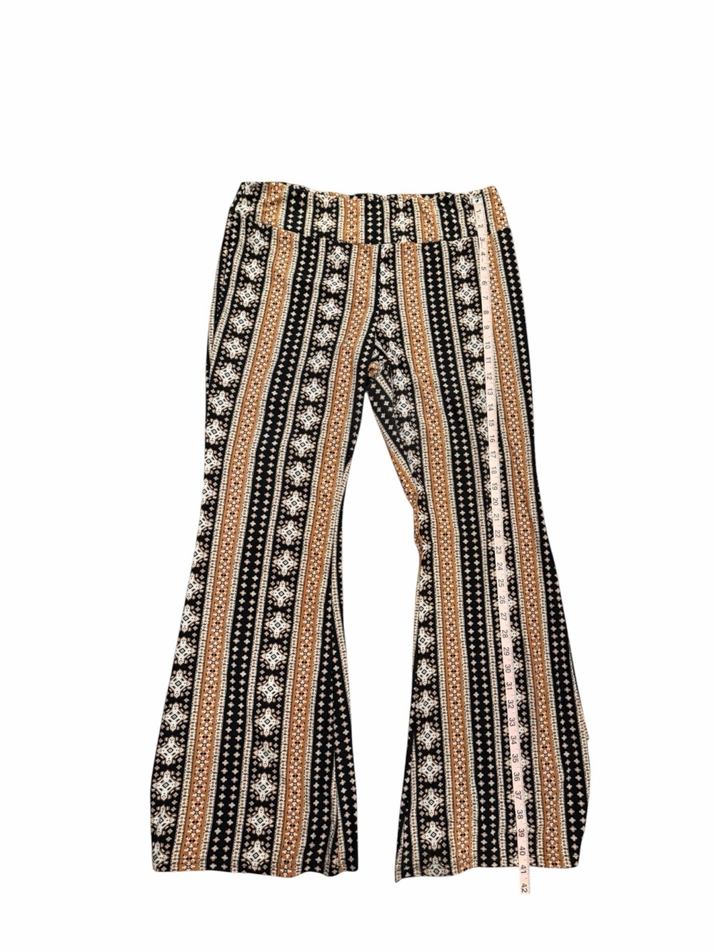 Source Unknown Black and Tan Patterned Flared Leggings